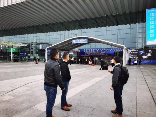 读创科技| 人脸识别、AI测温、历史轨迹分析 金龙迎宾 - 人生就是搏!助力疫情防控